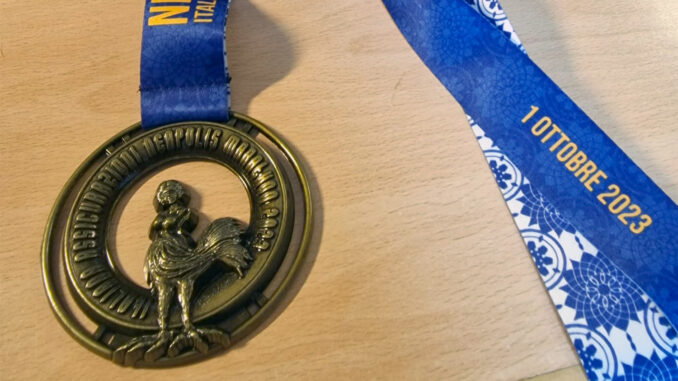 La nuova medaglia Neapolis Marathon 2023